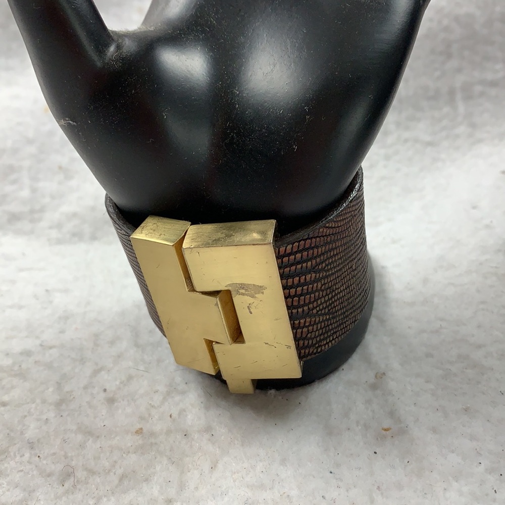 leighelena‎ Wide Cognac lizard jigsaw cuff - Picture 6 of 9